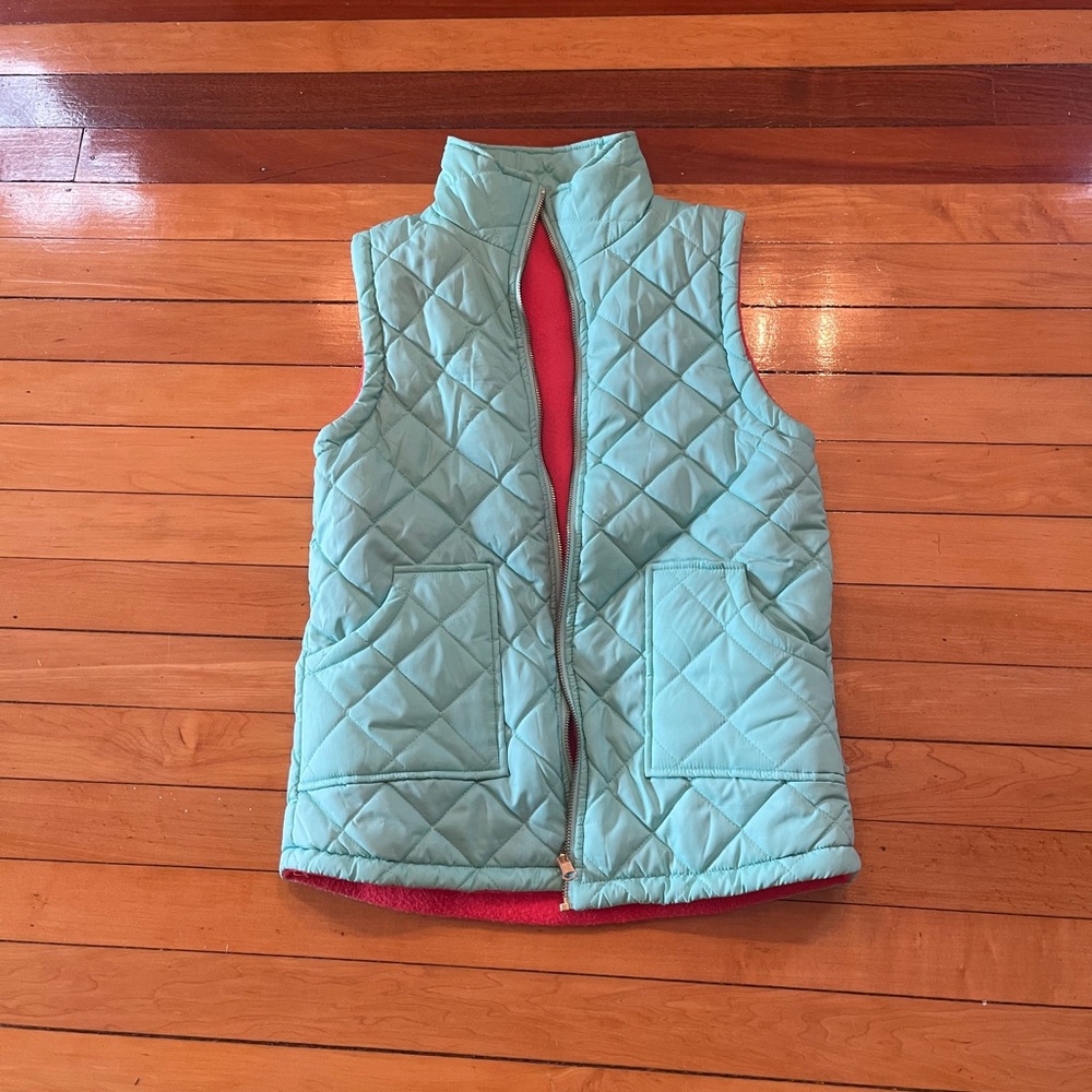 Reversible vest